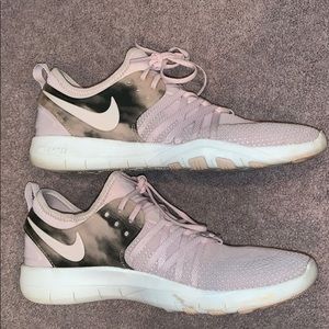 Light pink Nike free runs